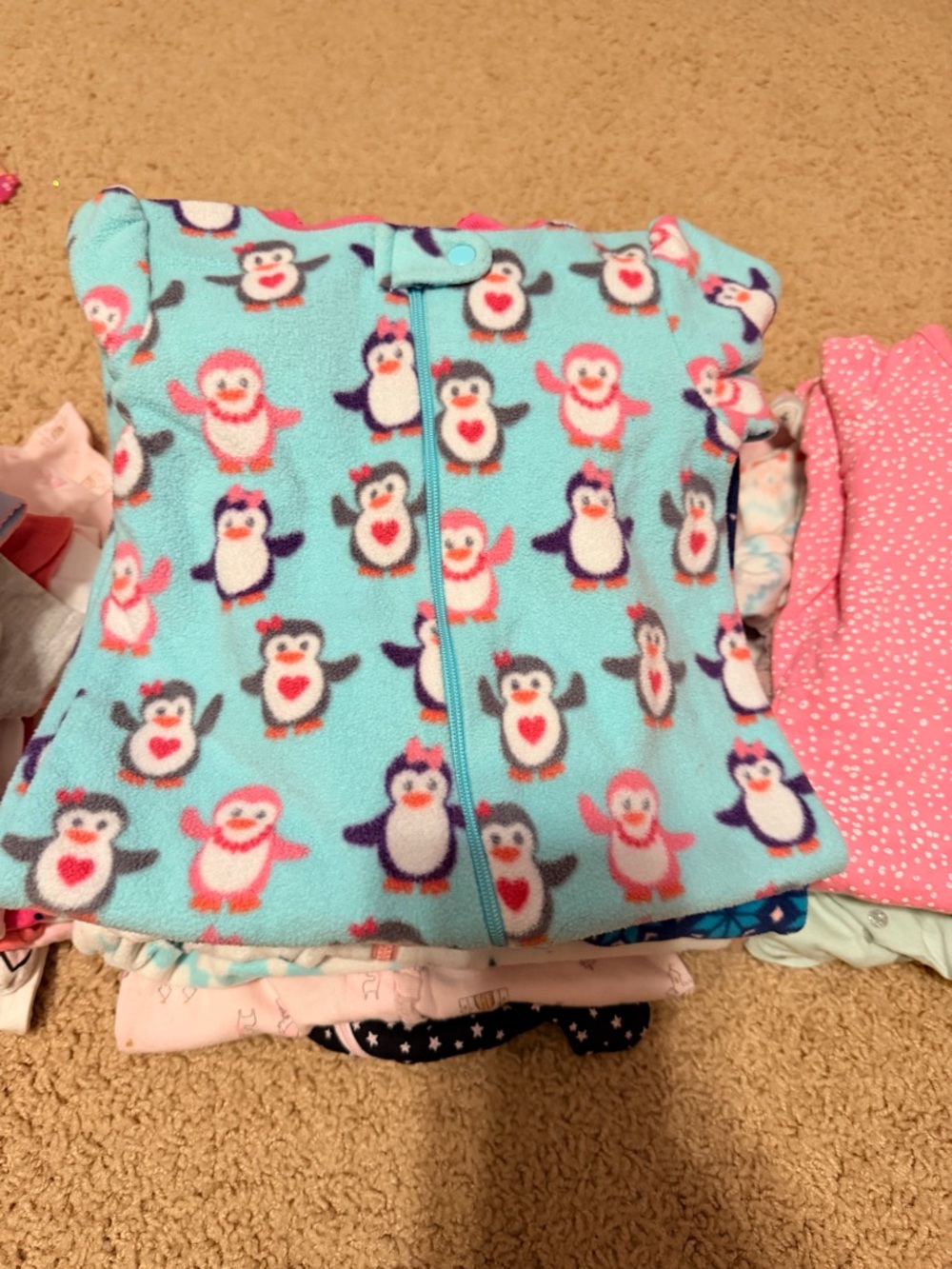 Random Baby Clothes 0-9m - Picture 2 of 7